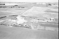 Aerial photograph of a farm in Saskatchewan (38-12-W3)