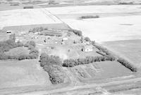 Aerial photograph of a farm in Saskatchewan (40-12-W3)