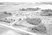 Aerial photograph of a farm in Saskatchewan (40-12-W3)