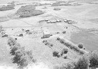 Aerial photograph of a farm in Saskatchewan (40-12-W3)