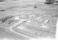 Aerial photograph of a farm in Saskatchewan (40-20-W3)