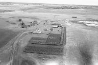 Aerial photograph of a farm in Saskatchewan (40-20-W3)