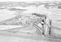 Aerial photograph of a farm in Saskatchewan (44-11-W3)