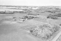 Aerial photograph of a farm in Saskatchewan (44-12-W3)