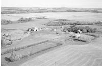 Aerial photograph of a farm in Saskatchewan (44-12-W3)