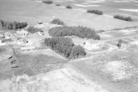 Aerial photograph of a farm in Saskatchewan (16-45-16-W3)