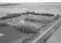 Aerial photograph of a farm in Saskatchewan (46-6-W3)
