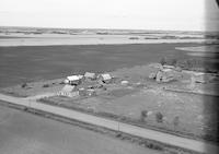 Aerial photograph of a farm in Saskatchewan (46-6-W3)