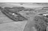 Aerial photograph of a farm in Saskatchewan (46-6-W3)