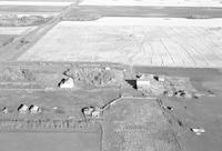 Aerial photograph of a farm in Saskatchewan (46-18-W3)