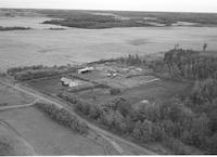 Aerial photograph of a farm in Saskatchewan (48-4-W3)