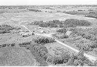 Aerial photograph of a farm in Saskatchewan (20-48-24-W3)