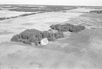 Aerial photograph of a farm in Saskatchewan (51-23-W3)