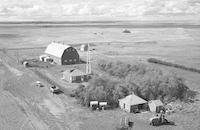 Aerial photograph of a farm in Saskatchewan (36-17-W3)