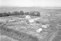 Aerial photograph of a farm in Saskatchewan (36-18-W3)