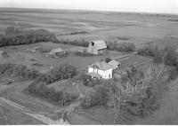 Aerial photograph of a farm in Saskatchewan (36-18-W3)