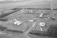 Aerial photograph of a farm in Saskatchewan (36-18-W3)