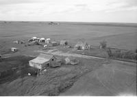 Aerial photograph of a farm in Saskatchewan (36-18-W3)