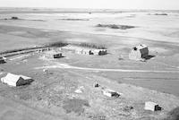 Aerial photograph of a farm in Saskatchewan (36-19-W3)