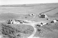 Aerial photograph of a farm in Saskatchewan (36-19-W3)