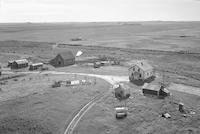 Aerial photograph of a farm in Saskatchewan (36-19-W3)