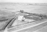 Aerial photograph of a farm in Saskatchewan (36-23-W3)