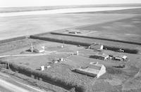 Aerial photograph of a farm in Saskatchewan (37-18-W3)