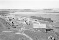 Aerial photograph of a farm in Saskatchewan (37-19-W3)