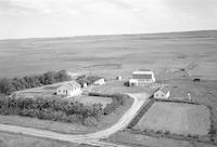 Aerial photograph of a farm in Saskatchewan (37-23-W3)