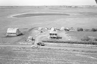 Aerial photograph of a farm in Saskatchewan (37-23-W3)