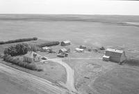 Aerial photograph of a farm in Saskatchewan (37-23-W3)