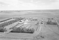 Aerial photograph of a farm in Saskatchewan (37-24-W3)