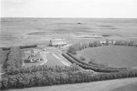 Aerial photograph of a farm in Saskatchewan (37-24-W3)