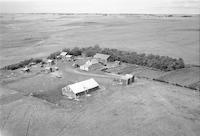 Aerial photograph of a farm in Saskatchewan (37-24-W3)