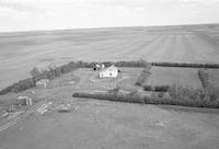 Aerial photograph of a farm in Saskatchewan (29-37-24-W3)