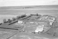 Aerial photograph of a farm in Saskatchewan (17-37-24-W3)