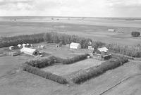 Aerial photograph of a farm in Saskatchewan (37-25-W3)