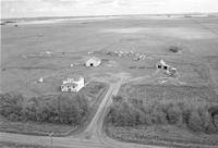 Aerial photograph of a farm in Saskatchewan (37-25-W3)