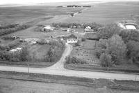 Aerial photograph of a farm in Saskatchewan (18-37-25-W3)