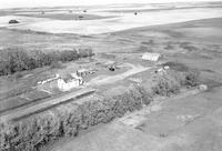 Aerial photograph of a farm in Saskatchewan (38-28-W3)