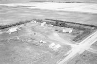 Aerial photograph of a farm near Cando, SK (19-39-15-W3)