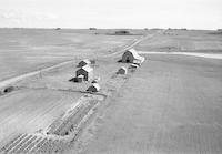 Aerial photograph of a farm in Saskatchewan (39-27-W3)