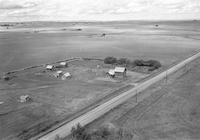 Aerial photograph of a farm in Saskatchewan (39-27-W3)