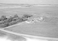 Aerial photograph of a farm near Wilkie, SK (40-20-W3)