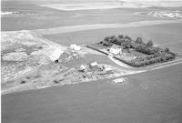 Aerial photograph of a farm in Saskatchewan (36-22-W3)