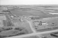 Aerial photograph of a farm in Saskatchewan (40-11-W3)