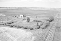 Aerial photograph of a farm in Saskatchewan (14-40-19-W3)
