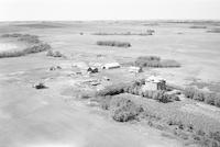 Aerial photograph of a farm in Saskatchewan (28-41-8-W3)