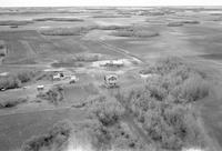 Aerial photograph of a farm in Saskatchewan (43-21-W3)