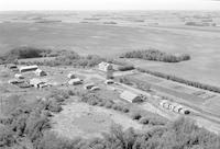Aerial photograph of a farm in Saskatchewan (20-39-15-W3)